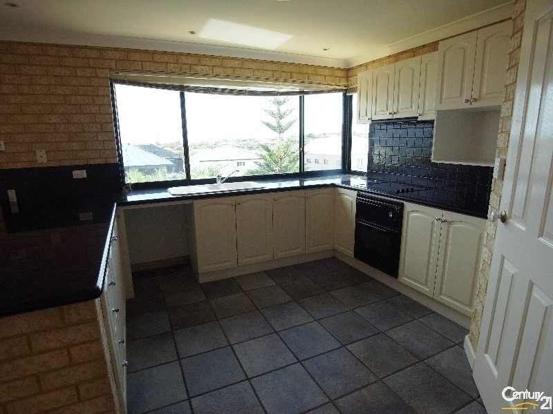 11 Caldera Close, Mindarie WA 6030