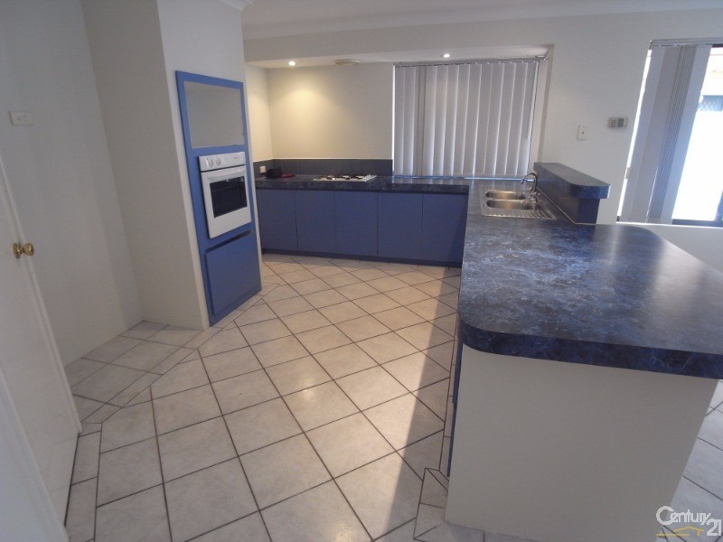 17 Ceduna Way, Quinns Rocks WA 6030