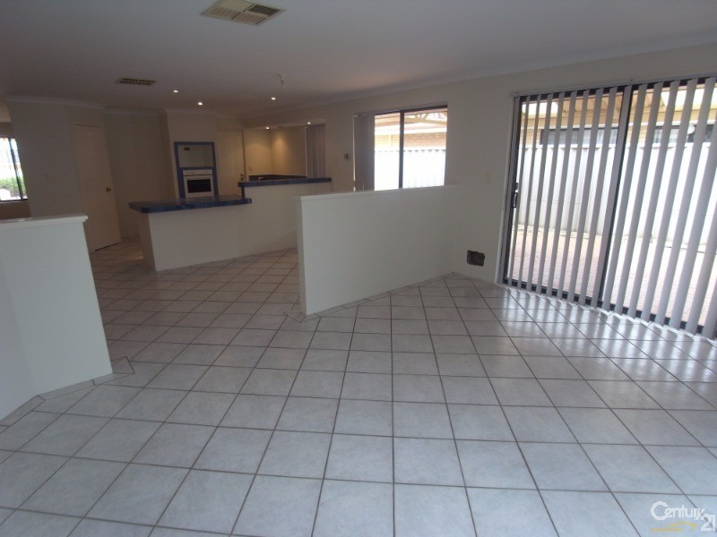 17 Ceduna Way, Quinns Rocks WA 6030
