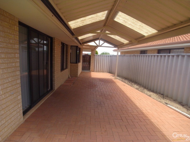 17 Ceduna Way, Quinns Rocks WA 6030