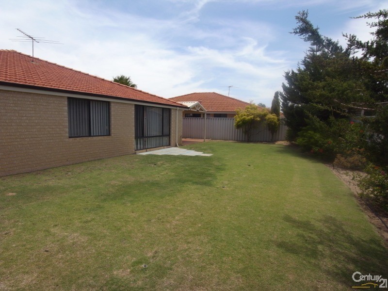 17 Ceduna Way, Quinns Rocks WA 6030