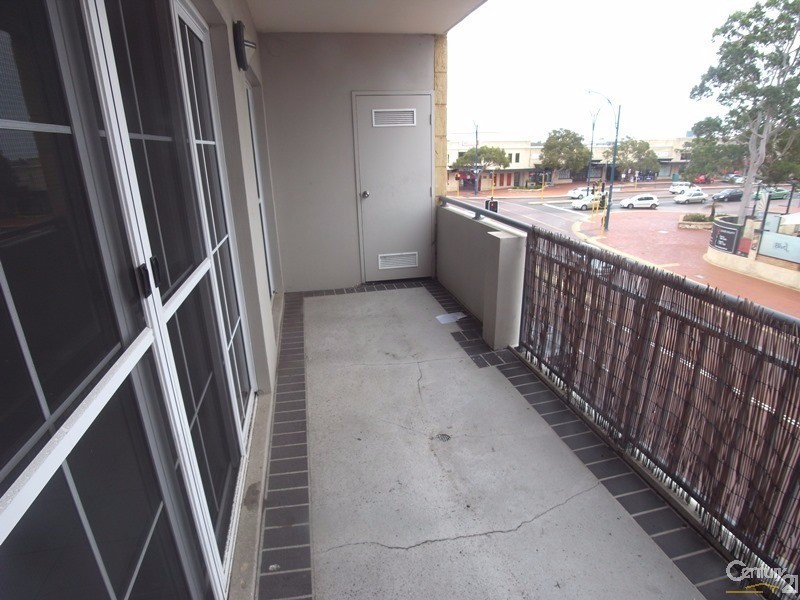 31/165 Grand Blvd, Joondalup WA 6027