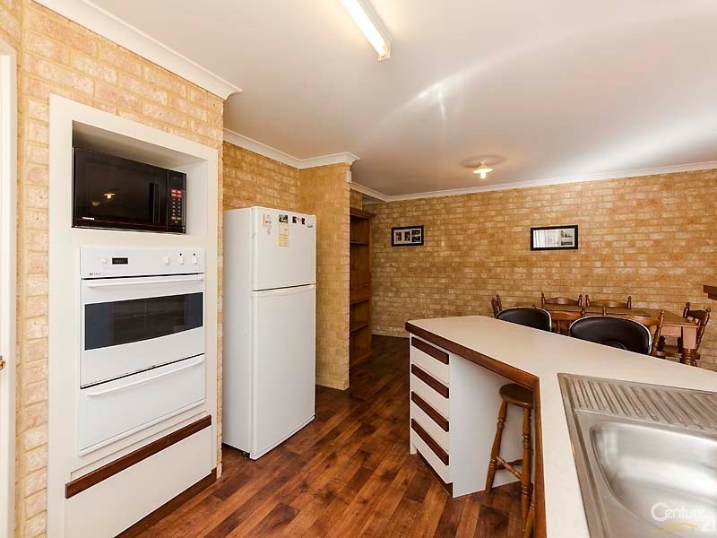 23 Grand Bank Parkway, Mindarie WA 6030