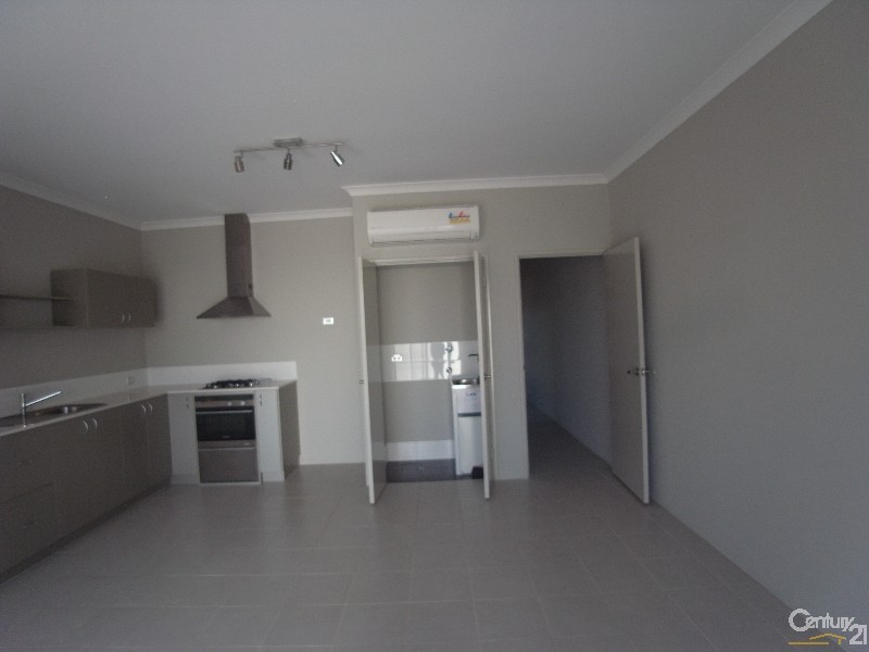 4 tarpon link, Butler WA 6036