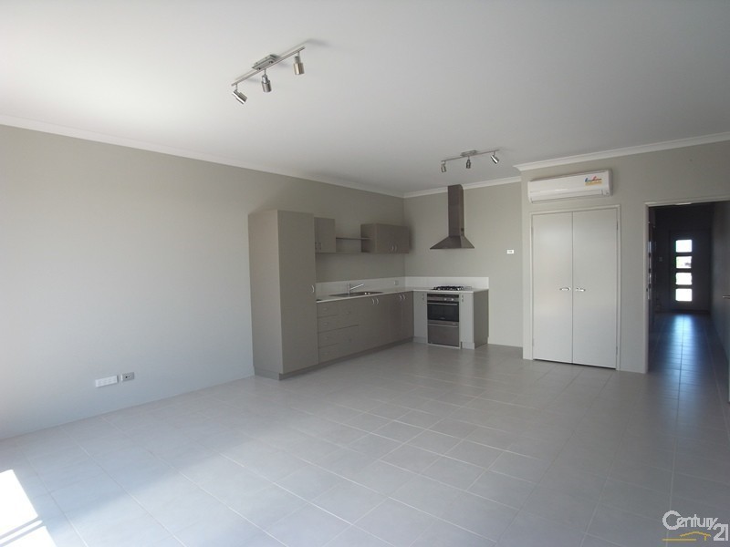 4 tarpon link, Butler WA 6036