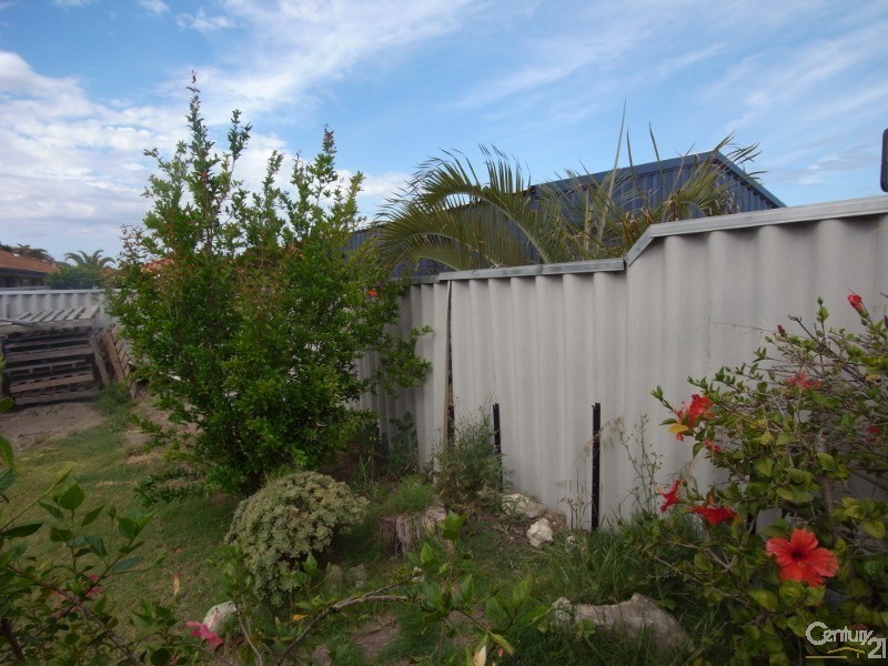 106 Tapping Way, Quinns Rocks WA 6030