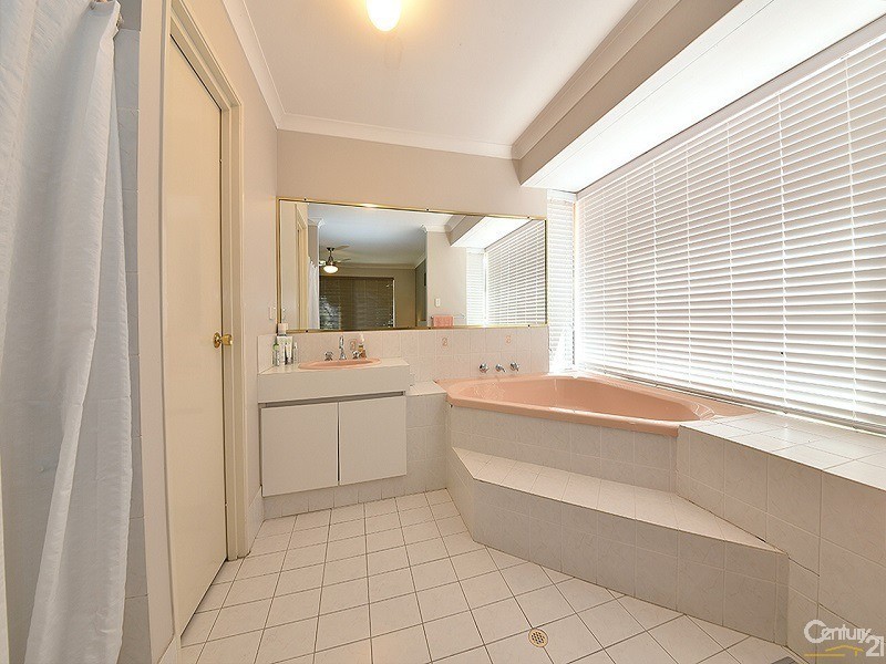 60 Fowey Loop, Mindarie WA 6030