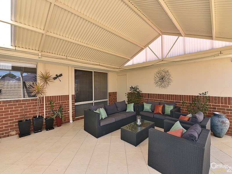 60 Fowey Loop, Mindarie WA 6030
