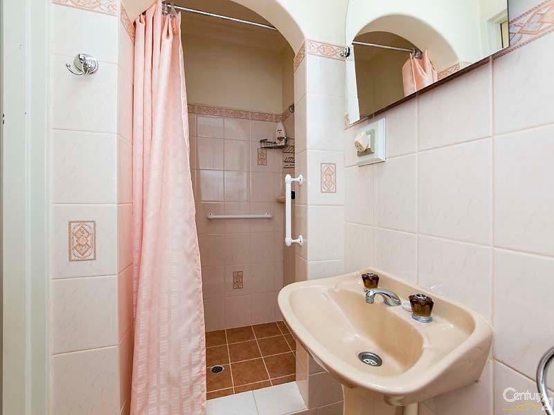 21 Barrallier Way, Padbury WA 6025