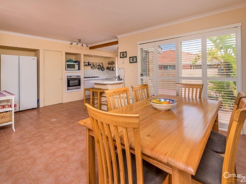 3 Kanda Place, Mindarie WA 6030