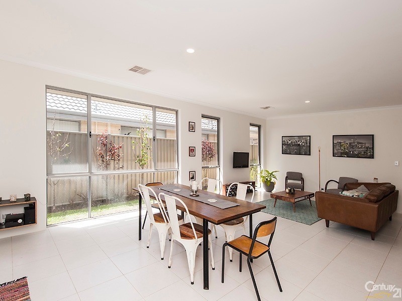 19 Pomelaa Way, Clarkson WA 6030