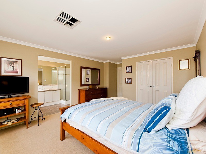 10 Hereford Bend, Butler WA 6036