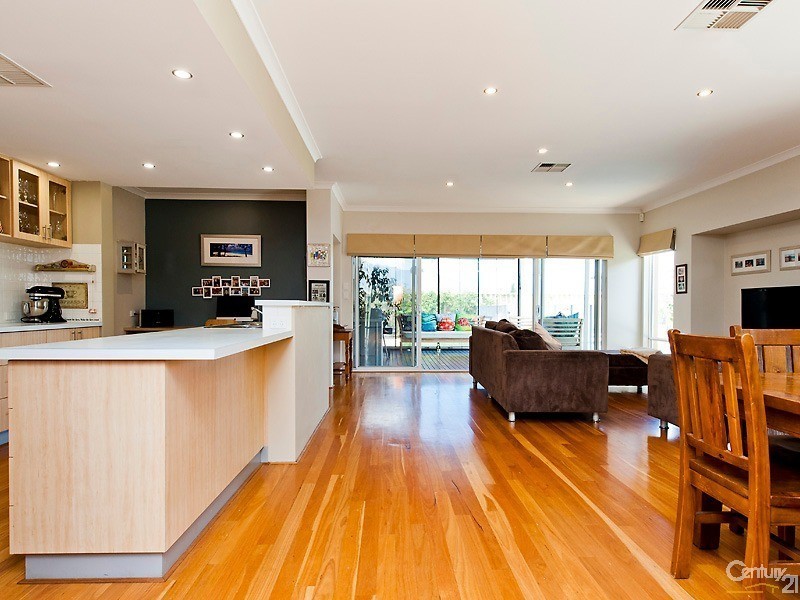 10 Hereford Bend, Butler WA 6036