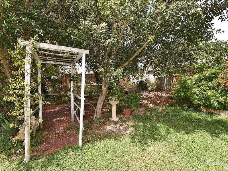 48 Hazel Avenue, Quinns Rocks WA 6030