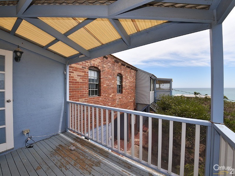 48 Hazel Avenue, Quinns Rocks WA 6030