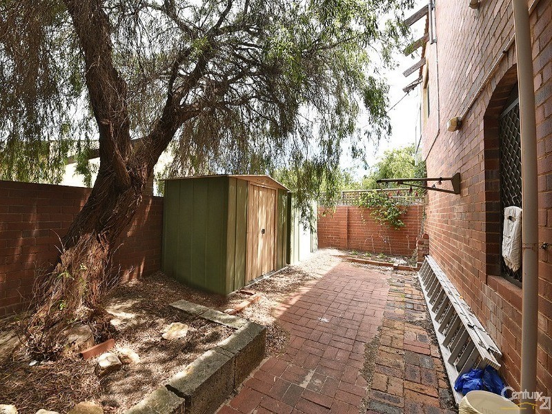 48 Hazel Avenue, Quinns Rocks WA 6030