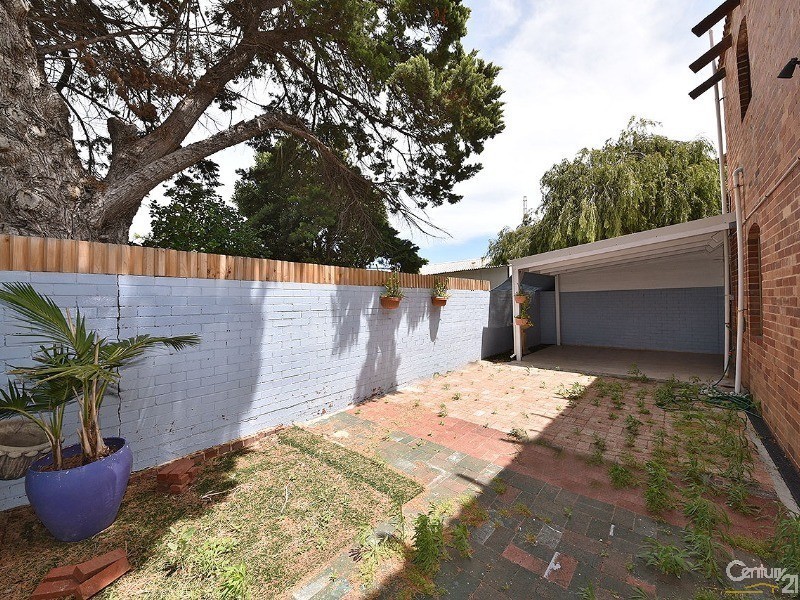 48 Hazel Avenue, Quinns Rocks WA 6030