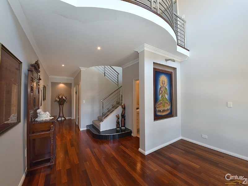 16 Manta Pass, Mindarie WA 6030