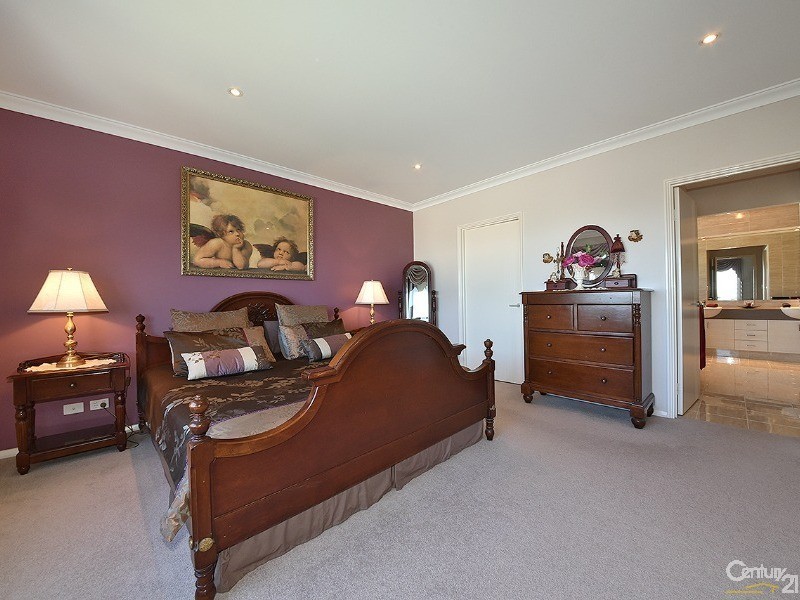 16 Manta Pass, Mindarie WA 6030