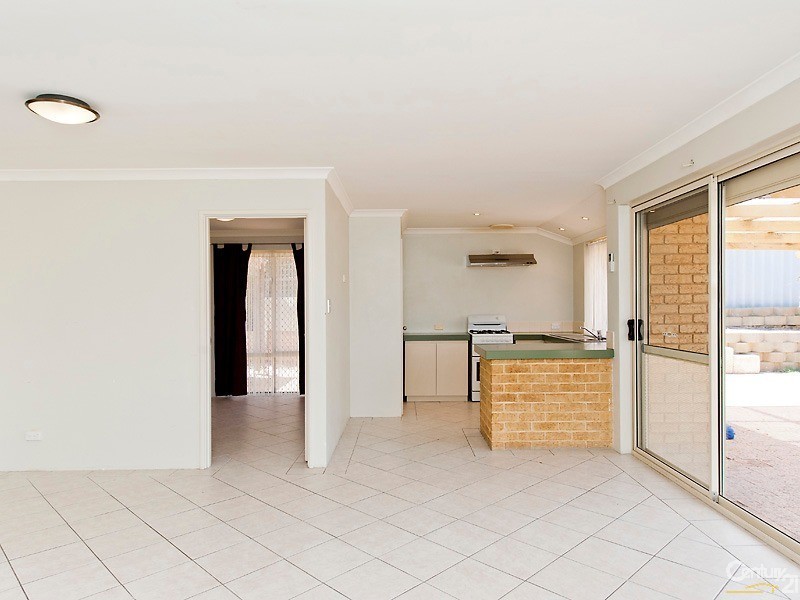 6 Lawrie Court, Clarkson WA 6030