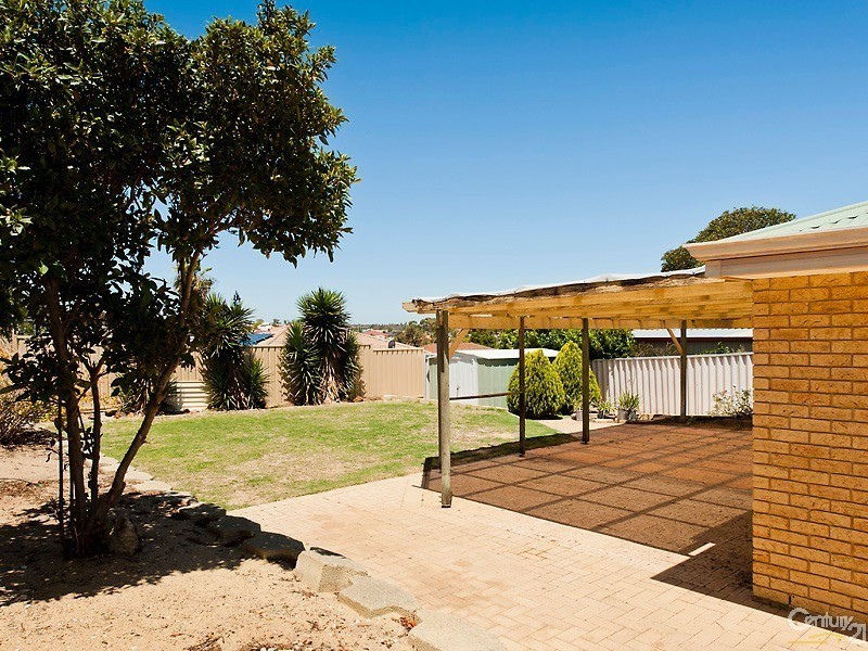 6 Lawrie Court, Clarkson WA 6030