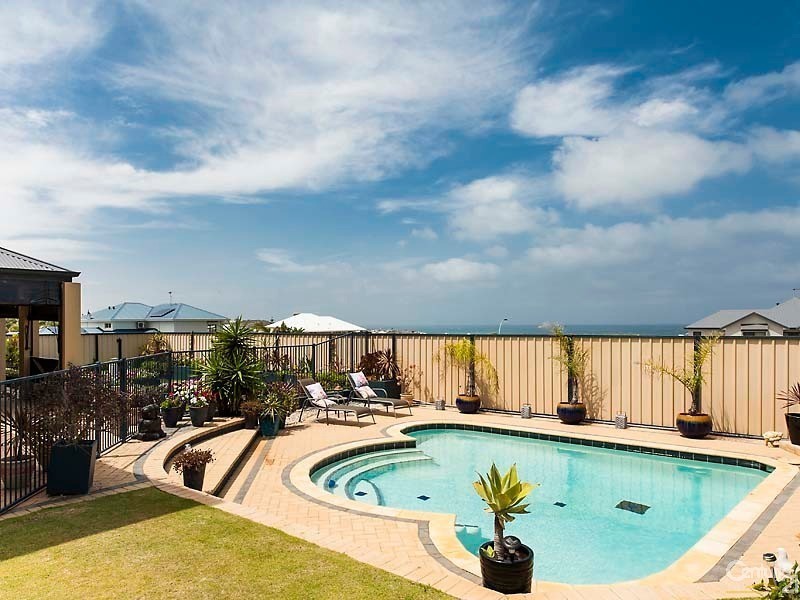 7 Bass Chase, Yanchep WA 6035
