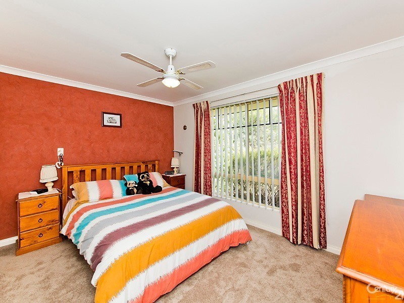 49 Midlothian Crescent, Kinross WA 6028