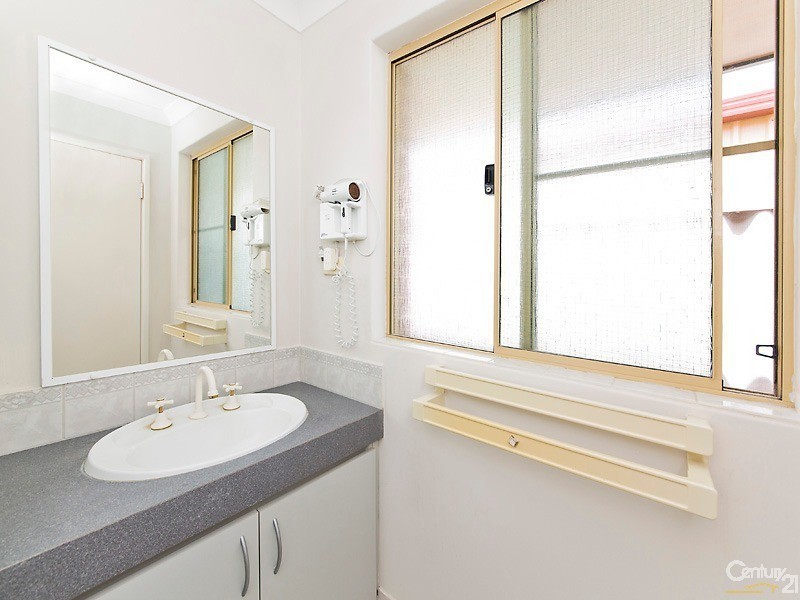 49 Midlothian Crescent, Kinross WA 6028