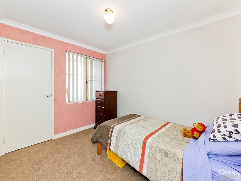 49 Midlothian Crescent, Kinross WA 6028