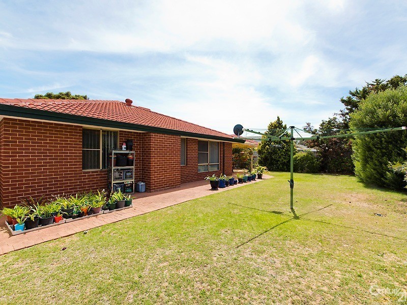 49 Midlothian Crescent, Kinross WA 6028