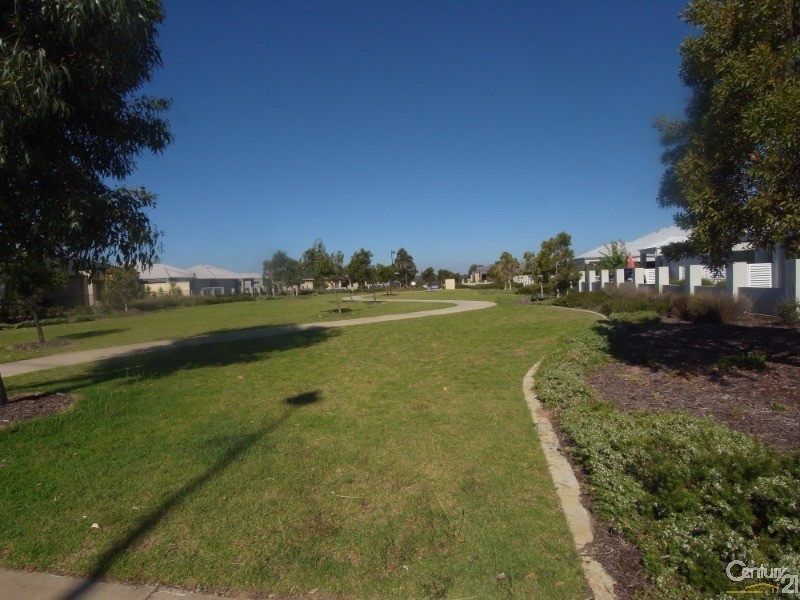 2-154 Benenden Avenue, Butler WA 6036