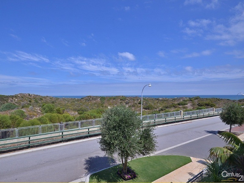 27 Glensanda Way, Mindarie WA 6030