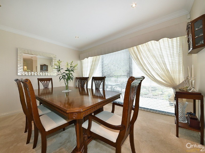 27 Glensanda Way, Mindarie WA 6030