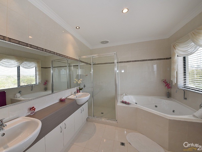 27 Glensanda Way, Mindarie WA 6030