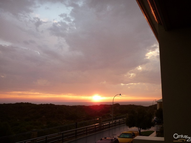 27 Glensanda Way, Mindarie WA 6030