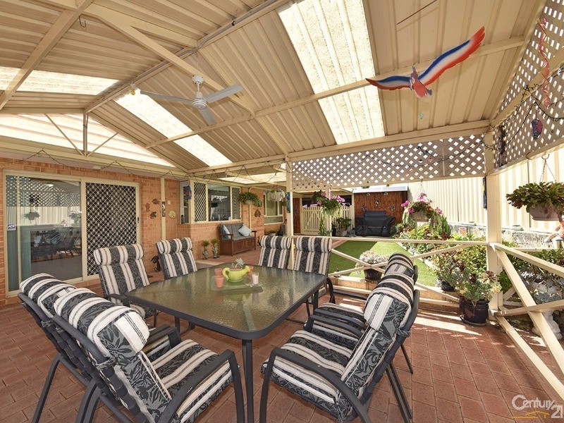 6 Dilkera Place, Quinns Rocks WA 6030