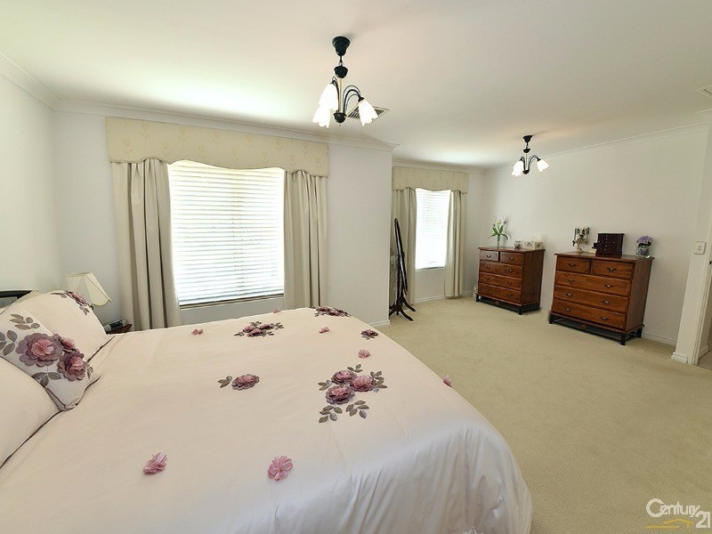 6 Dilkera Place, Quinns Rocks WA 6030