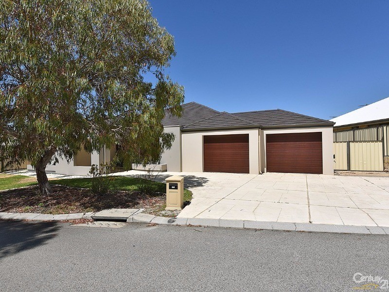 6 Shiralee Bend, Carramar WA 6031
