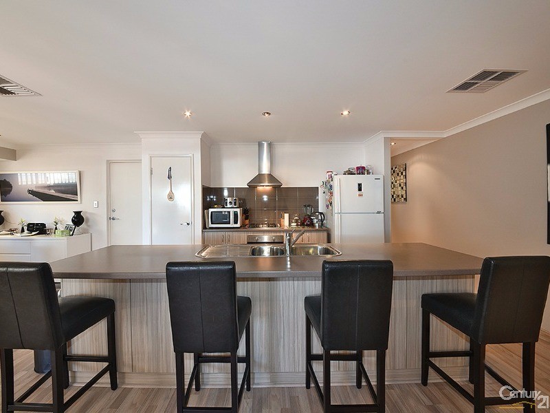 70 Leeway Loop, Alkimos WA 6038