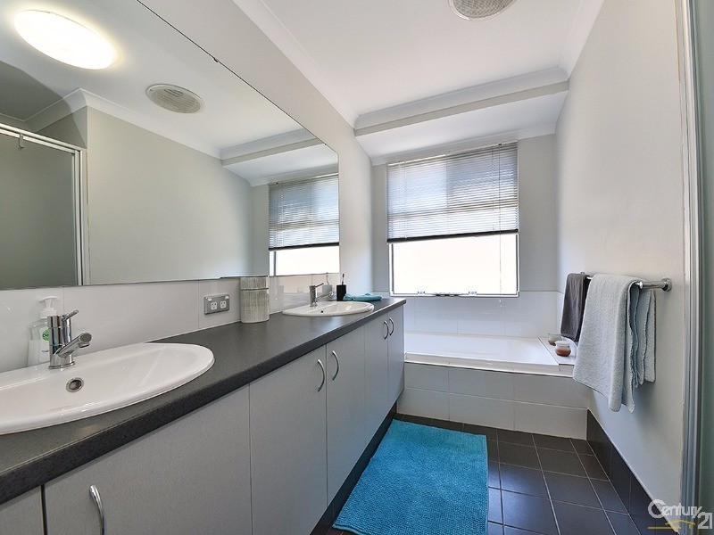 70 Leeway Loop, Alkimos WA 6038