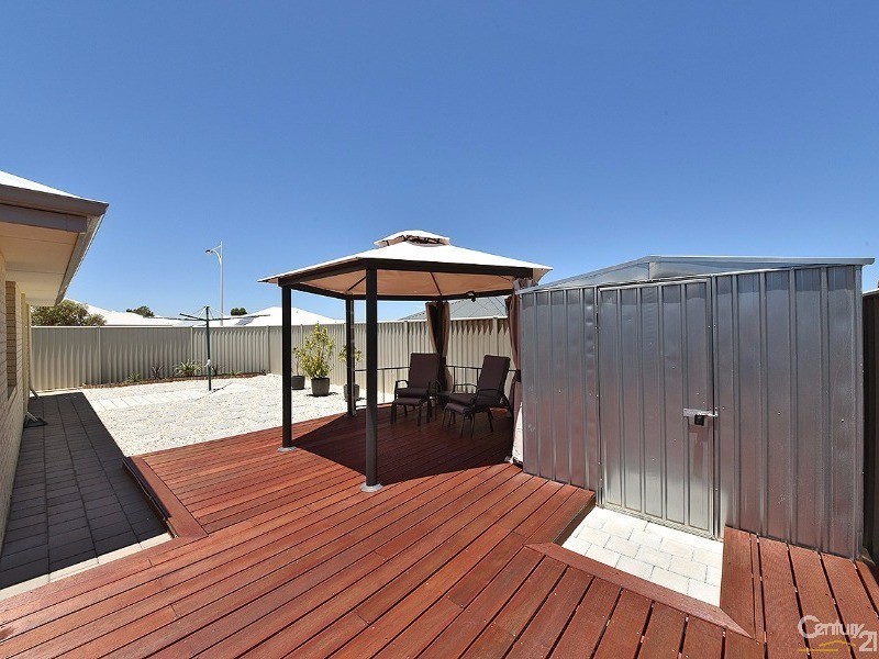 70 Leeway Loop, Alkimos WA 6038