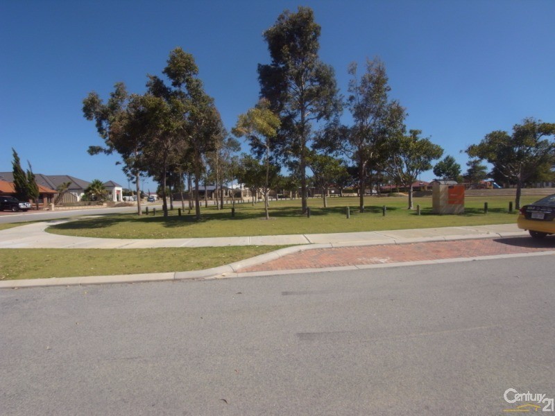 21 Alston Way, Butler WA 6036