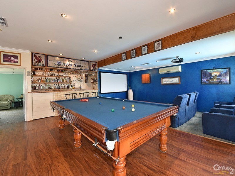 100 Santa Barbara Pde, Quinns Rocks WA 6030