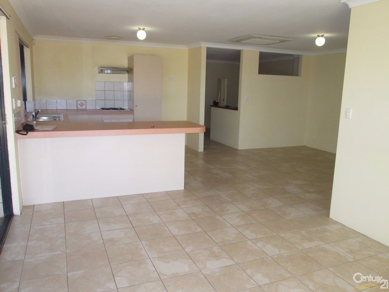 31 Lithgow Drive, Clarkson WA 6030