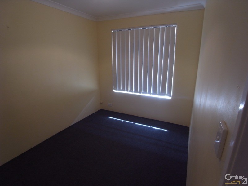 31 Lithgow Drive, Clarkson WA 6030