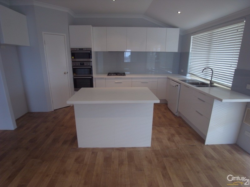 1 Bodrum Crescent, Mindarie WA 6030