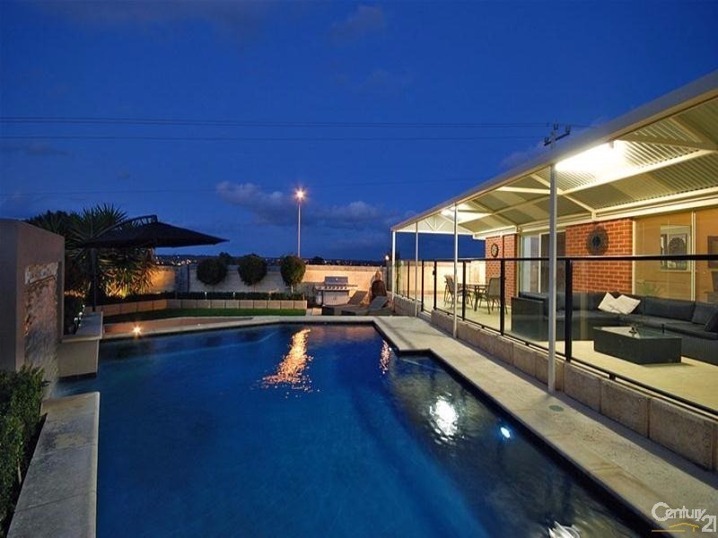 1 Bodrum Crescent, Mindarie WA 6030