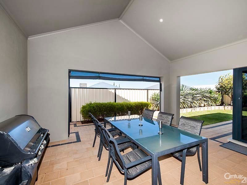 68 Liberty Drive, Clarkson WA 6030