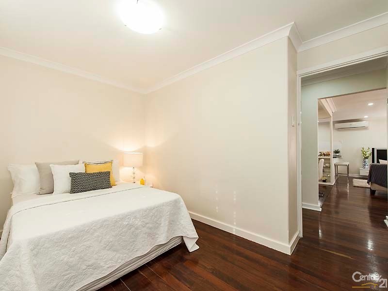 29 Albourne Place, Balga WA 6061