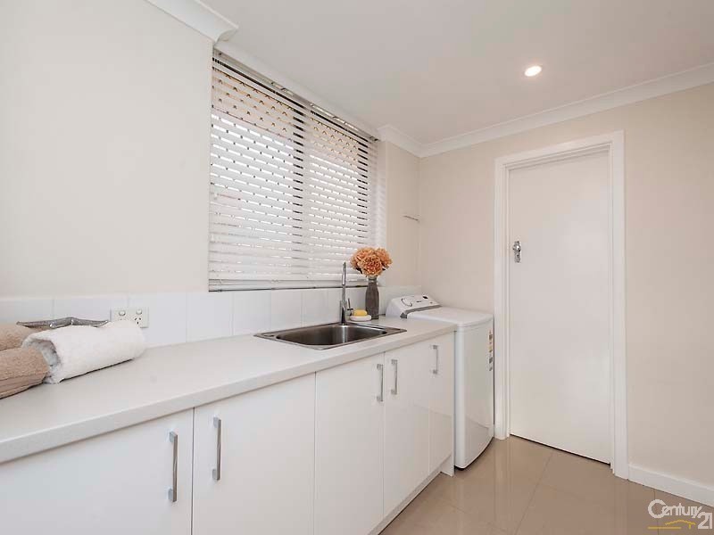 29 Albourne Place, Balga WA 6061